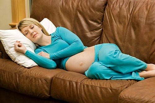 Ngủ ngáy làm tăng nguy cơ cao huyết áp ở thai ph���
